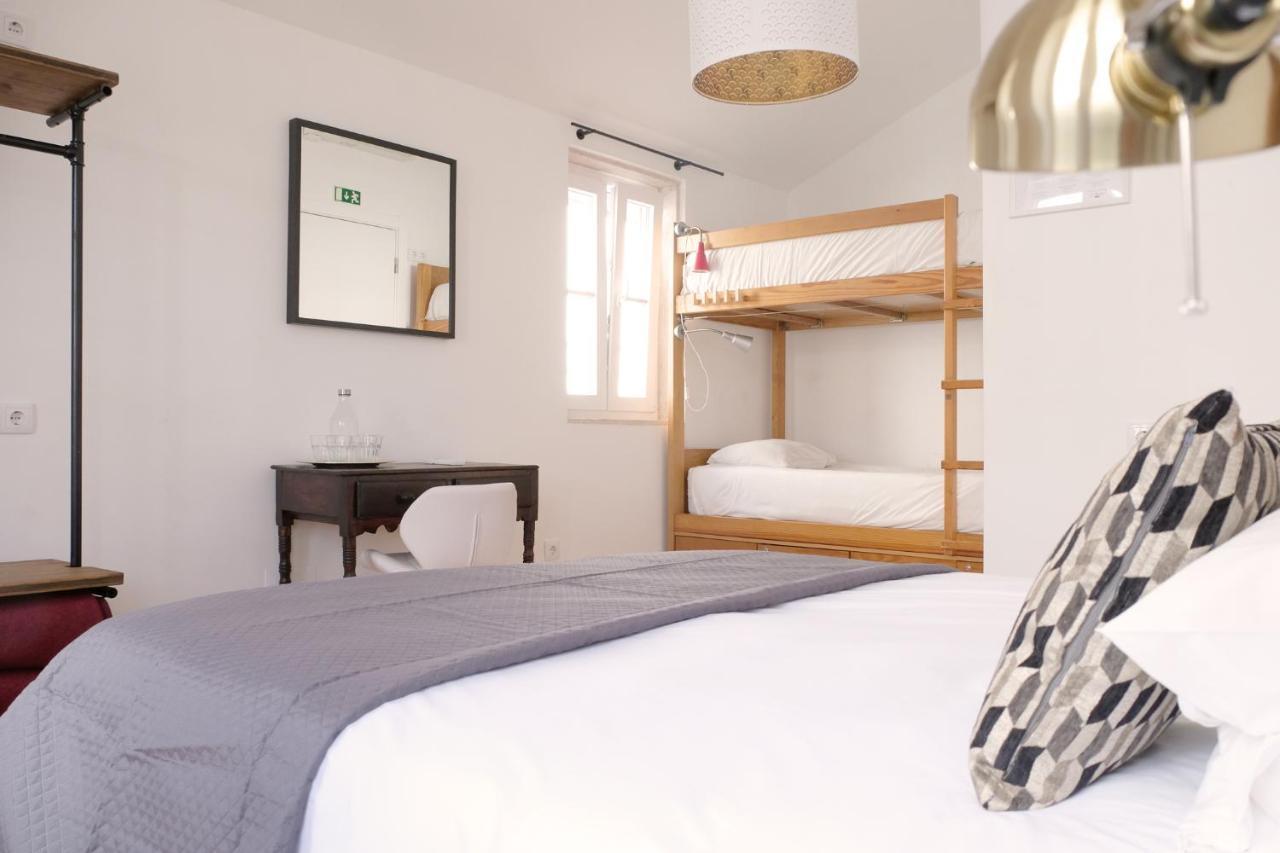 Lisbon Poets Inn Екстер'єр фото